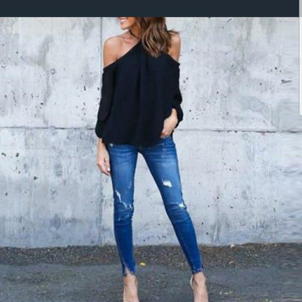 Off shoulder halter